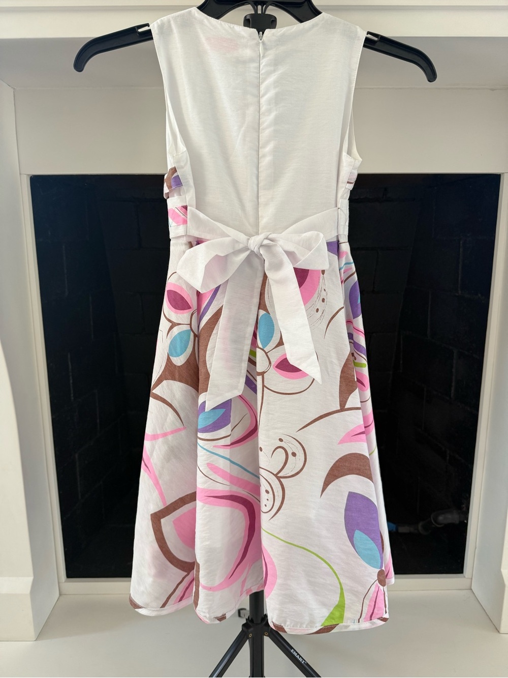White Floral Swirl A-Line Girls' Dress - Picture 2 of 2
